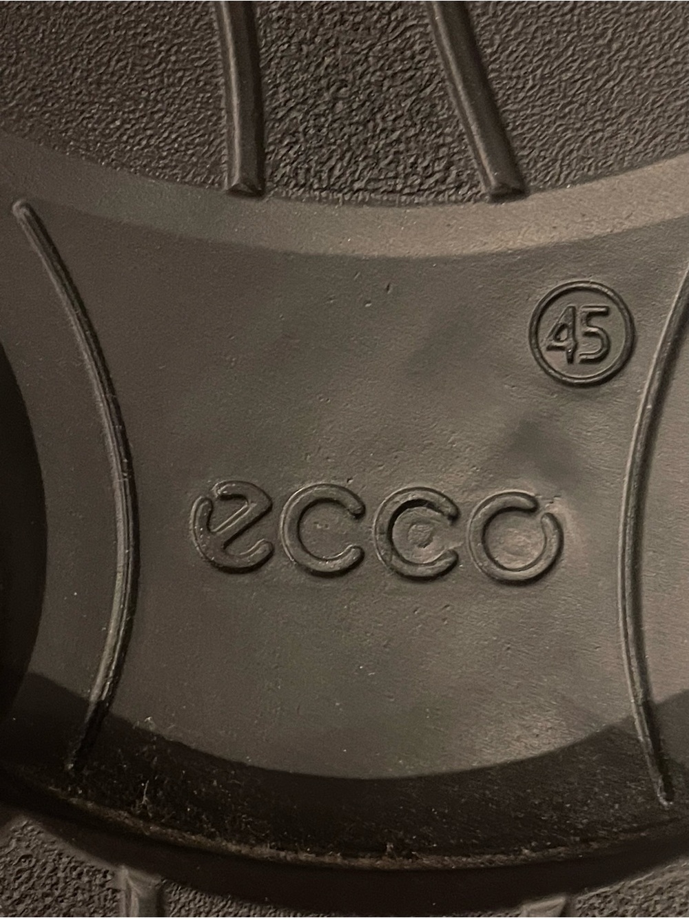 ECCO Men’s Black Leather Slip-On Loafers - Picture 2 of 10
